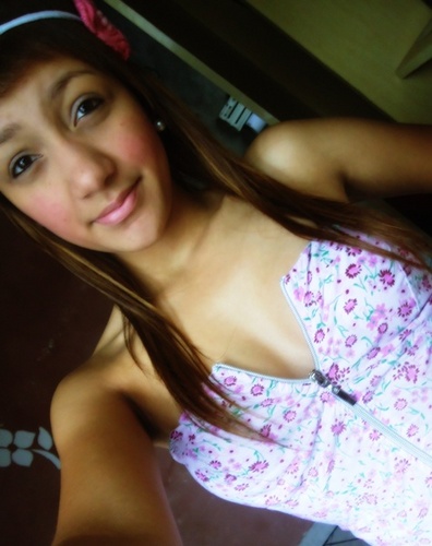 tentando apenas ser feliz  (: