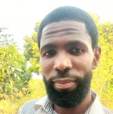 Loving Caring Funny 😄 Telling the raw truth without fear of favour....I don't mingle with busybodies. 🤣🤣🤣