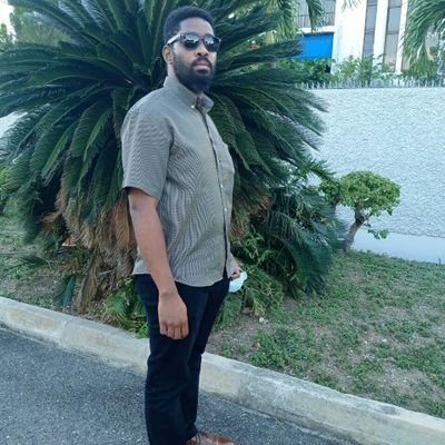 *Junior Analyst *Down to earth *Humorous *Blunt *Car Enthusiast *Always striving 4 the best. #TeamJamaica *NB: I SPEAK MY MIND!!