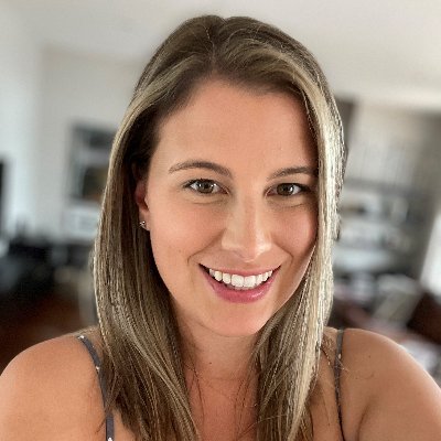 juliaiacovella's profile picture. Writing and stuff.

Tweets are my own.