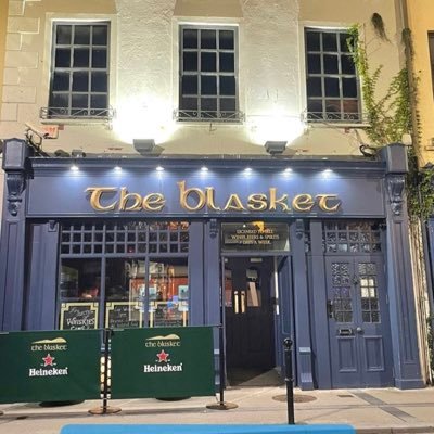 The bar has undergone extensive renovations and is all done in the new, although very modern the bar Still retains the traditional irish pub feel and atmosphere