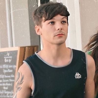 . . . If found please return to @Louis_Tomlinson
 #LOUIS: Love is Only for the Brave♡*ྀ࿐                                    .🦔 Louis' https://t.co/W66sYHfB6X