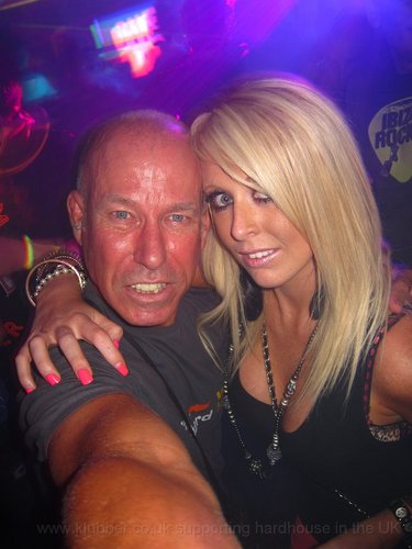 I'm a HardhouseClubber in the UK + winning + fitness + luving dot com
