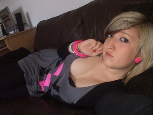 H199Jade's profile picture. Hello, My name is Jade, Check out my about me blog to know more, link below.