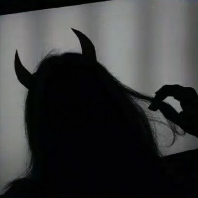 twetxgecems's profile picture. 