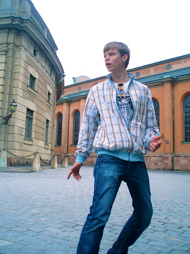 Karlonto's profile picture. If running is difficult, run more.