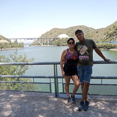 pamher_'s profile picture. Las mentes y los paraguas 🌂 solo sirven, si se abren!✌

Pamela Paola Bertoni - A B O G A D A