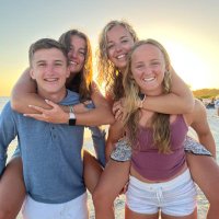 Nicole (@nicoleschmitt22) 's Twitter Profile