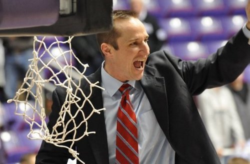 Follower of Christ - Husband - Father of 4 - Head Men’s Basketball Coach at Weber State University