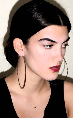 AllegraVera's profile picture. 