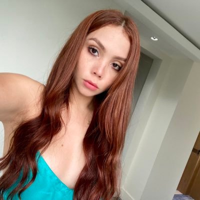 clauyfq's profile picture. 