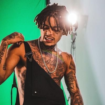 Lx_reserva's profile picture. perfil ofc: @Lx_almedaa