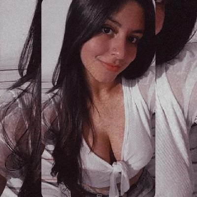 YamilaMiranda02's profile picture. 