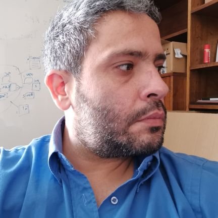 No creo en nada
sino en el amor
de los seres humanos...!!!
