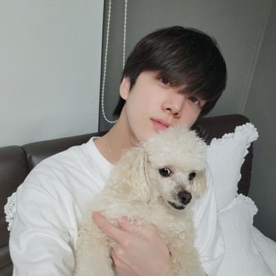 iwonhooo's profile picture. 더비 || 몬베베