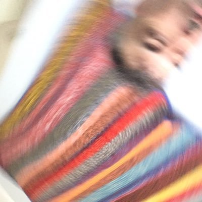 ivafo's profile picture. Sopra le righe perché dentro non ci riesco