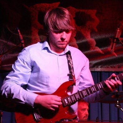 Pro UK Guitarist, Session Musician, Teacher. Prog projects: @BeatrixPlayers, @Amy_l_Birks. @yespleaseworld. @JohnHoldenMusic +@winterspringsuk, ex-Fragile/TJP.