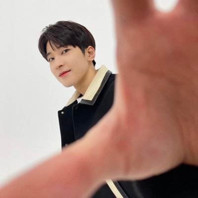 ☆ physician-in-progress
☆ 92즈
☆ getting rid of stress with this account
☆ silently supporting humans. like a cat. 아잉! 💎❤🐱 ☆