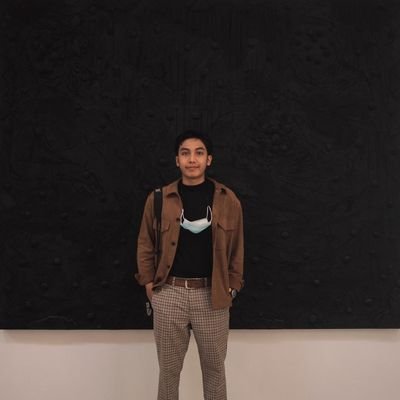 noturbiz7's profile picture. 22. Loves singing & taking pictures