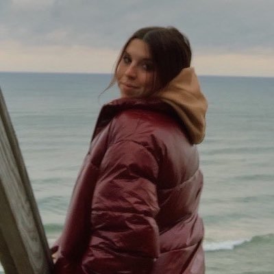 juliakirkpatty's profile picture. 😐