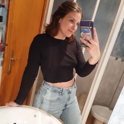 instagram: lumartorell
{ El am❤️r no es para tibios }
