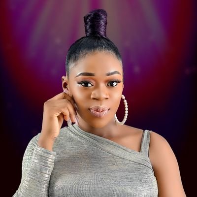 super talented, motivated, outspoken and intelligent optimist. Upcoming Entrepreneur.