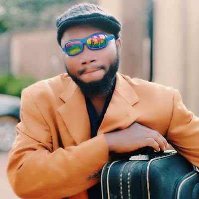 ExpectComedy's profile picture. Comedian