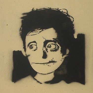 sequinforaneye's profile picture. interpol addict📍