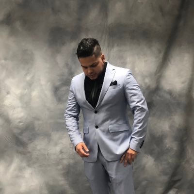 velezajuanc's profile picture. abogado