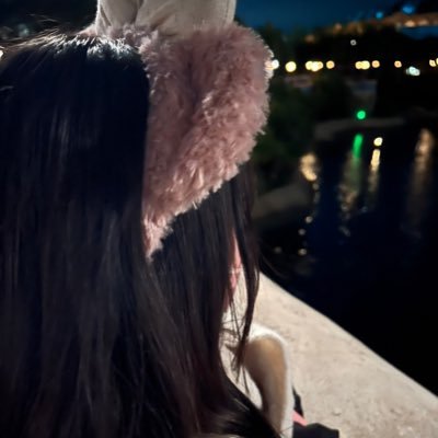 moka96355463's profile picture. 東邦大学理学部情報科学科！仲良くしてください🥰