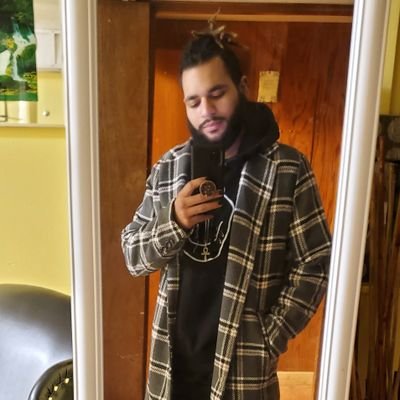 An Enigma, and if you don't like what you see... then leave✌🏾👉🏾
IG: @speaktruth_13