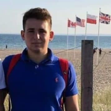 Rafal_Bakowski's profile picture. CEO of Henlo