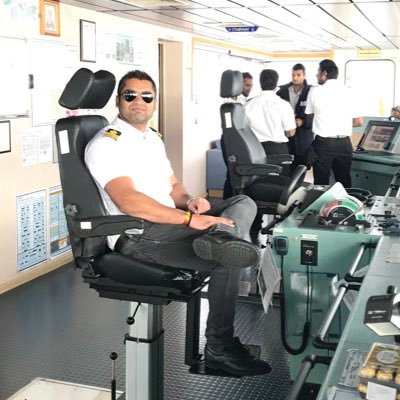 amitesh2013's profile picture. Mariner...wanderer by heart!!!