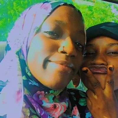 Hummayroh2's profile picture. Striving muslimah,
Lover of good food😁,
An introverted Extrovert😏