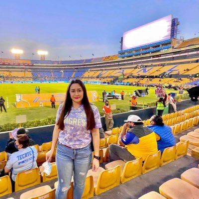 Fiel seguidora del futbol femenil, especialmente de Tigres femenil 🐯 Mi esposa le va al América pero ya la perdoné porque le echa porras a Tigres también 🤩