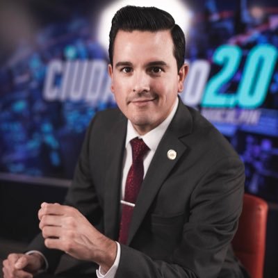 El conductor del copete que corrieron en vivo!