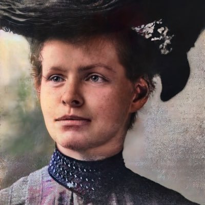 nettiestevenss's profile picture. ~Me quitaron tanto que acabaron quitándome el miedo💜~ Yo fui la que descubrió los cromosomas X Y (cuenta educativa no oficial)