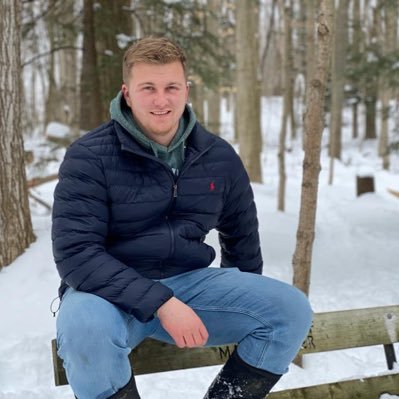 Lasse_MuTo's profile picture. 🌾🌱🌽🧄🐖🐥🚜🔋