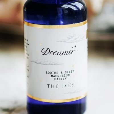 Sleep magnesium & essential oil formula. Courage rollers for anxiety relief.
💤 Promoting 'listening to our children & ourselves' Self-Care @ bedtime.