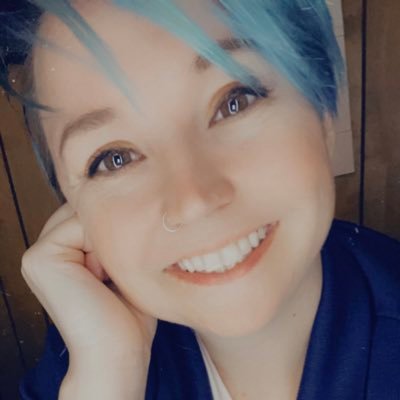 Paramedic and former podcaster/blogger. Writer of sorts. Full of sarcasm and bitterness, like every good medic. tweets are my own opinions 💙