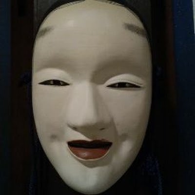 8bT8l6CLifuE252's profile picture. 