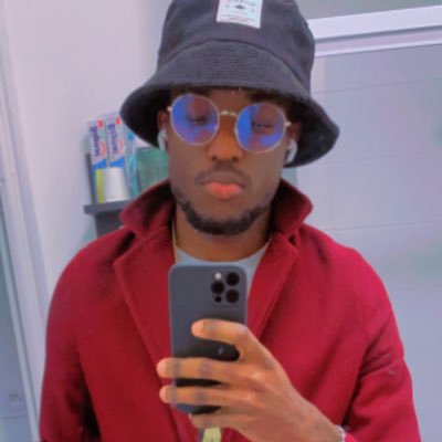 DinEugene's profile picture. ingénieur informaticien