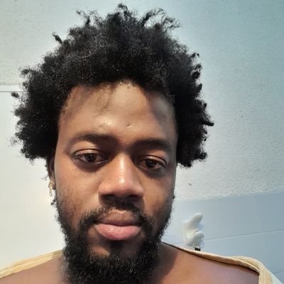 CadichonS's profile picture. Nada es verdad ni mentira, todo es según el color del crystal con que se mira.🌓