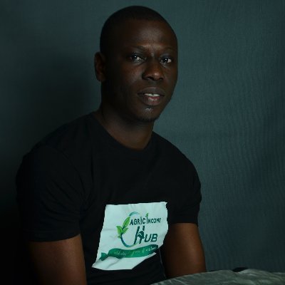 olaoluwafaro's profile picture. Agri Media Expert👨‍💻
Communication Focal Person @ypardNigeria
Project Manager👨‍🏫
Founder @agricincome 
CEO @maxipharofarms