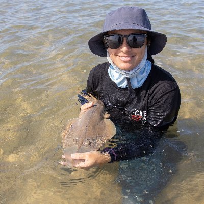 Elasmo research student @MUniResearch, Ningaloo. Nature nerd. Happy underwater with camera. Reluctant cheese lover. Founder @fin_focus_