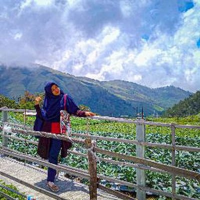 AjengMuktiati's profile picture. Menikah💍