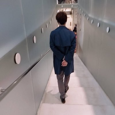 A6ht9rR's profile picture. 22歳。  Laravel Vue.js AWS システムエンジニア