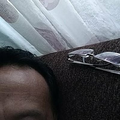 tidak perlu semua orang tahu apa yang kita bisa, tapi sebaiknya kita bisa apa yang orang tahu