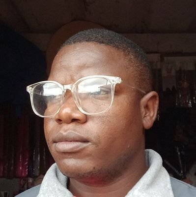 dinxy1986's profile picture. Digital Forensics 
African.