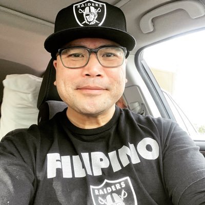 🇵🇭 Owner and CEO of Zhaldee’s Eats and Beats (DJ, Lighting, A/V, LED Dancefloor, and Photobooth (Former Oakland Raiders DJ, Former Q102SF Mixshow DJ)